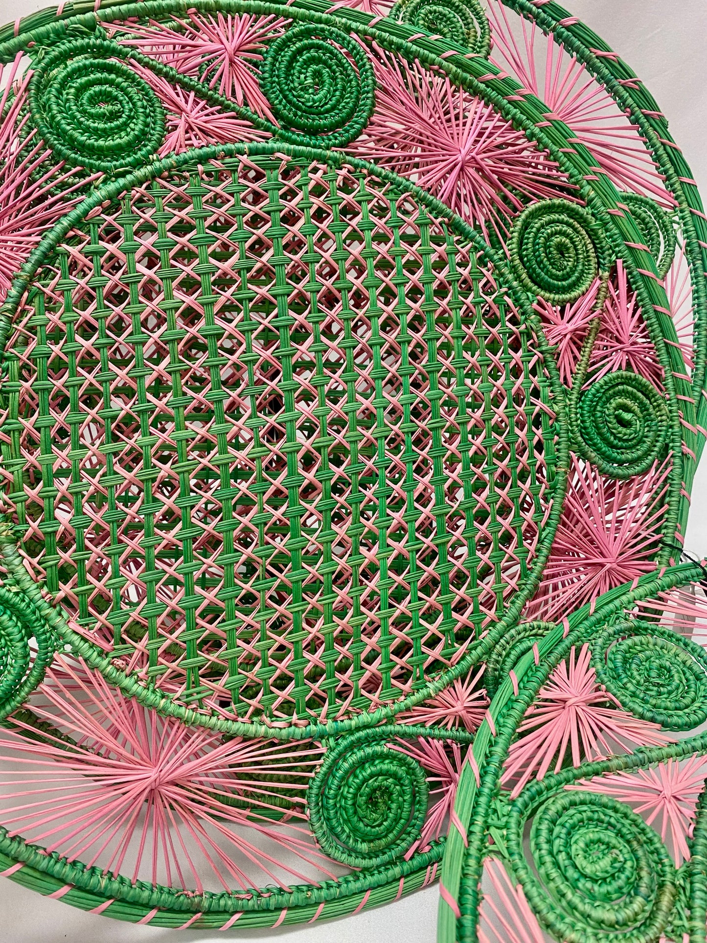Pop-n-Posy Palm Raffia Placemats — Set of 4/Pink, Green