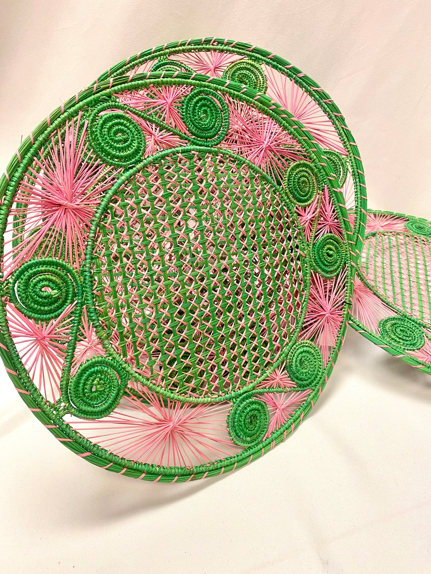 Pop-n-Posy Palm Raffia Placemats — Set of 4/Pink, Green