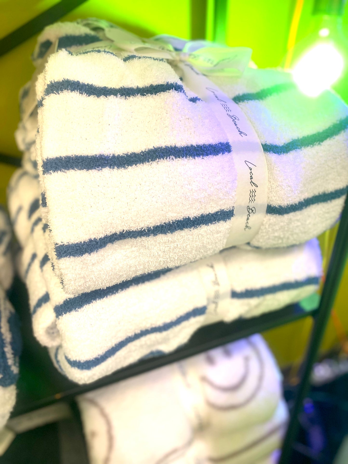 Fleecy Stripe Blankie — Navy Blue/White