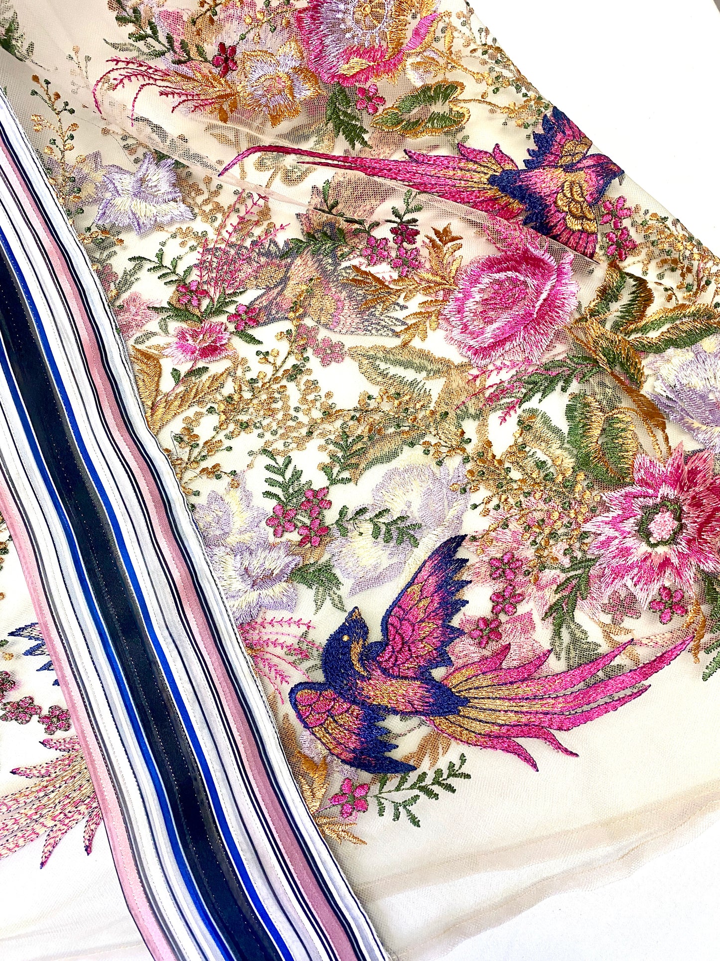 Dream Birds Embroidered Duster
